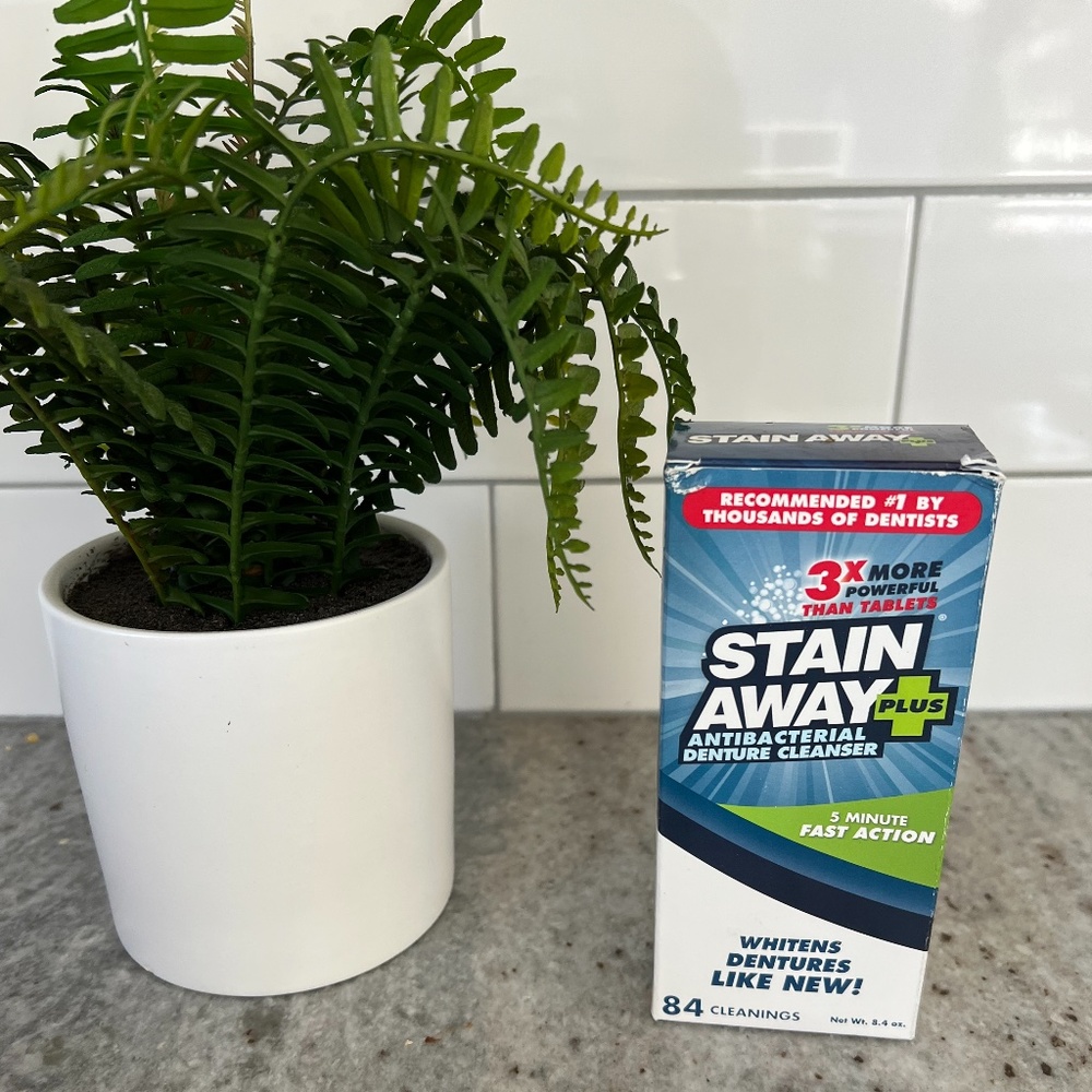 NIB Stain Away Plus Professional Denture Cleanser cleans in 5 minutes 8.10 oz